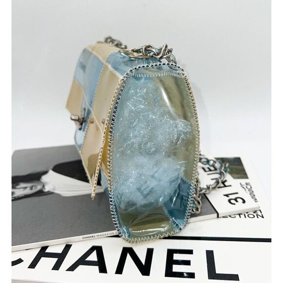 Rare Vintage CHANEL Blue and Beige PVC Stitched Patchwork CC Logo Should… - Picture 9 of 16